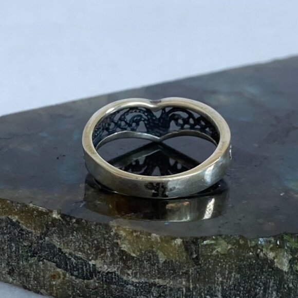 VTG Sterling Silver 925 Filigree V Shaped Chevron Band Wishbone Ring Size 5.75 - Picture 13 of 16